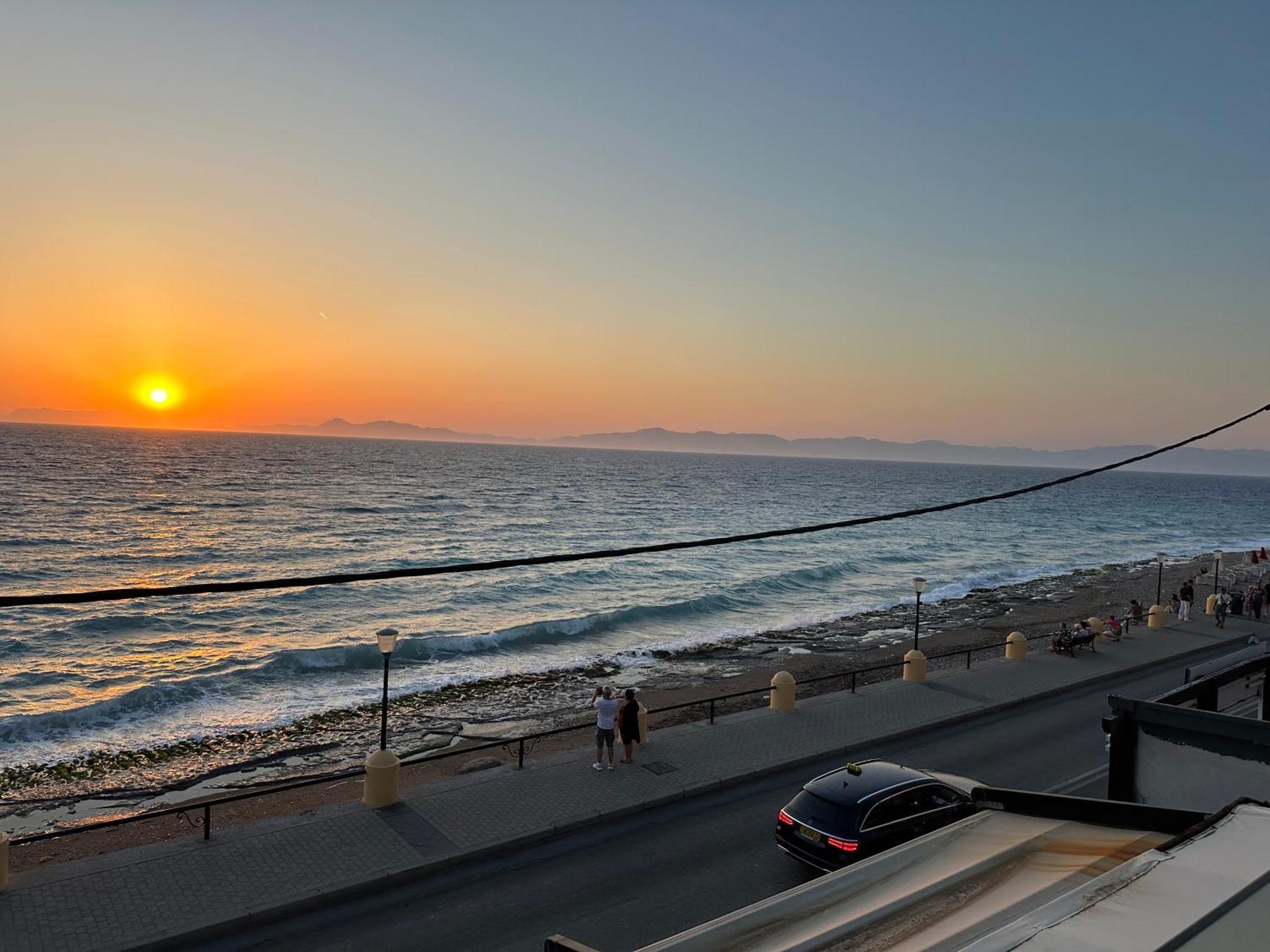 Melita Downtown Seaview Apartment Rhodes City Exterior photo